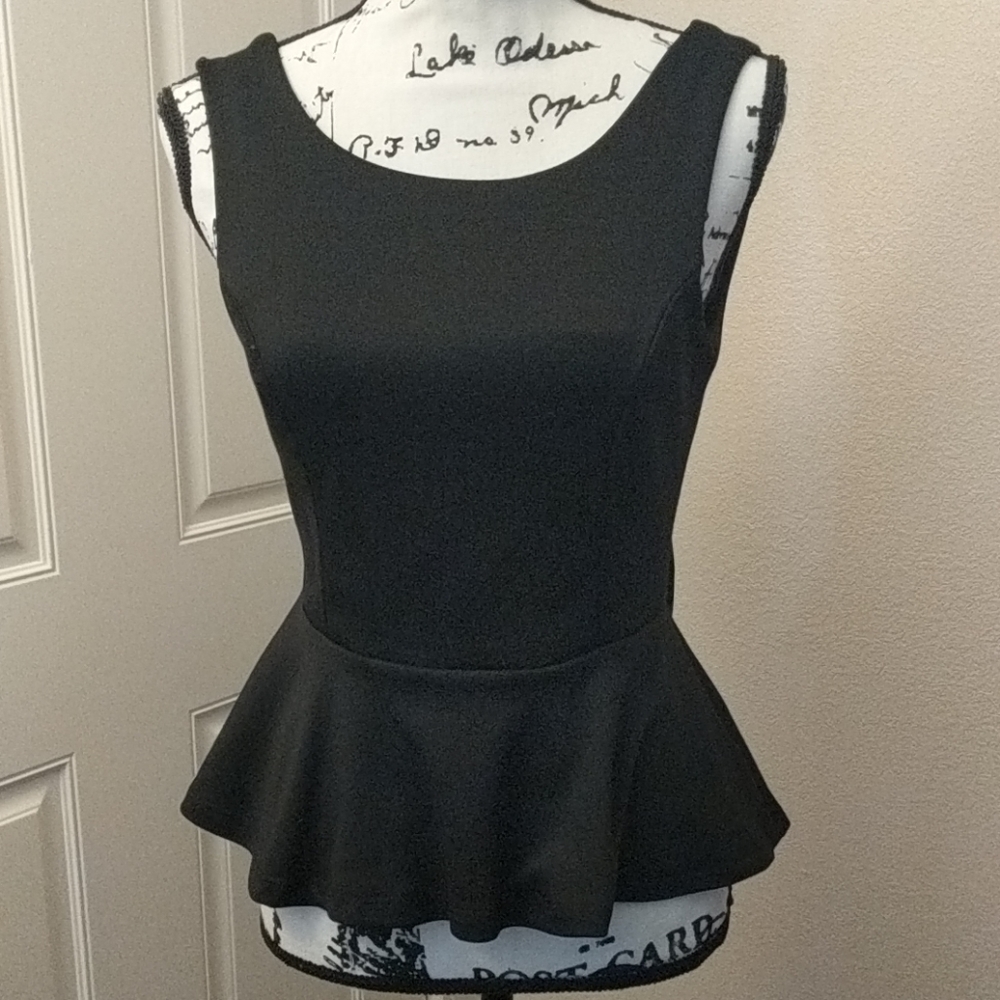 Backless Flared Blouse Tank Top